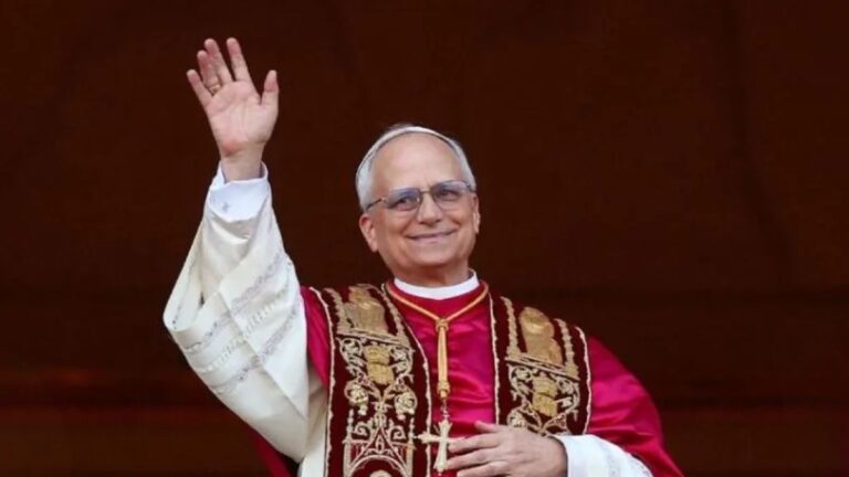 La Visita del Papa León XIV a México Continúa en Suspenso, Aclara el Arzobispo de Puebla