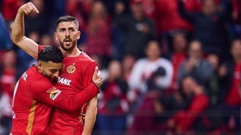 Paulinho Admite la Grandeza de Alexis Vega en el Fútbol Mexicano