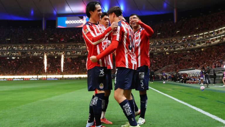 Delantero de Chivas Considera Traspaso al Atlante para Fortalecer el Equipo