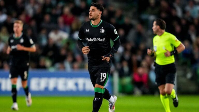Necaxa Fichaje Estrella: Julián Carranza, Exdelantero del Feyenoord se Une al Club