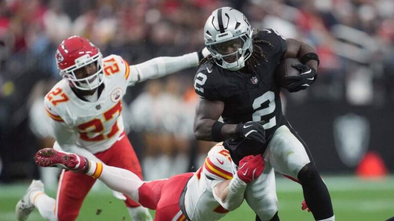 Las Vegas Raiders logran una victoria emocionante sobre los Kansas City Chiefs en su final de temporada