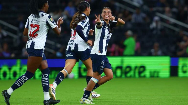 Rayadas Inician con Éxito en la Liga MX Femenil: Goleada sobre Puebla en la Jornada 1