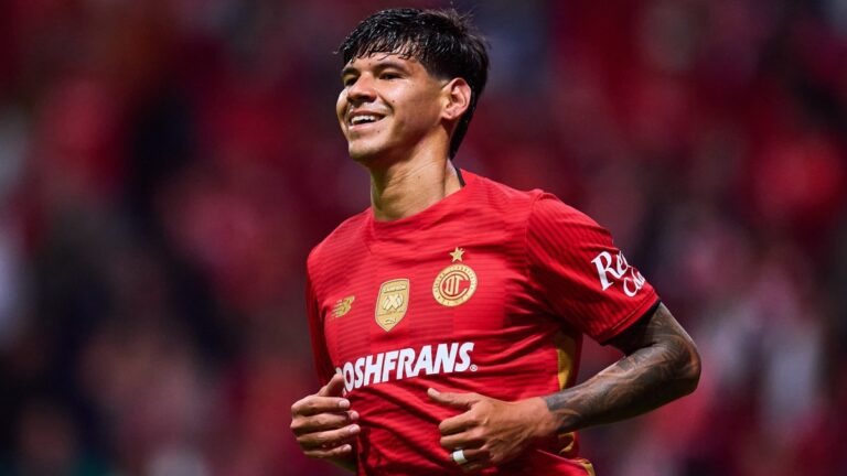 Robert Morales: Entrenamiento Normal en Toluca a Pesar de la ‘Novela’ en el Fútbol Mexicano